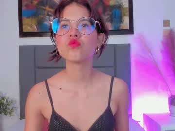 Amarableu Chaturbate stream image from April 15, 2025