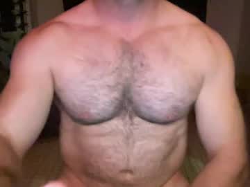 Aussiemuscledad Chaturbate stream image from April 15, 2025
