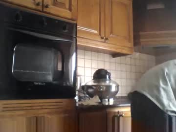 Jos39a Chaturbate stream image from April 15, 2025