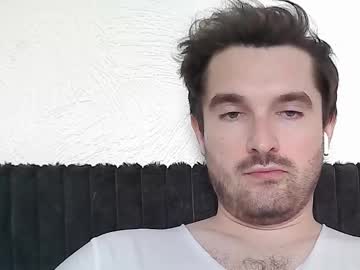 Philborison Chaturbate stream image from April 15, 2025
