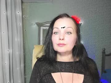 Witchbluerose Chaturbate stream image from April 15, 2025