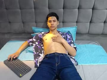Detonador_99 Chaturbate stream image from April 15, 2025