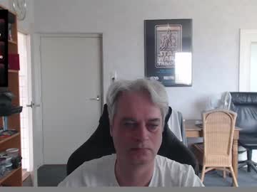 Eric71ee Chaturbate stream image from April 15, 2025