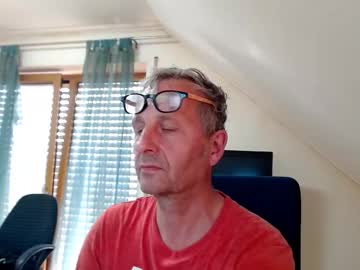 Hondowill Chaturbate stream image from April 15, 2025