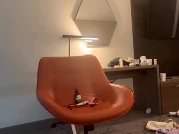 Charlescray87568631 Chaturbate stream image from April 15, 2025