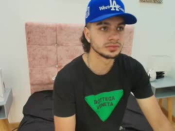 Amadeo_Wild Chaturbate stream image from April 15, 2025