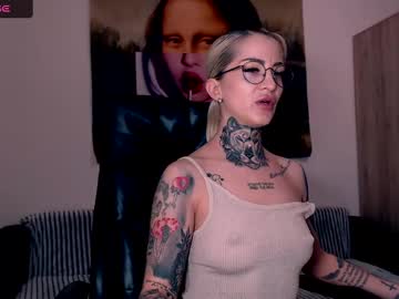 Shy_Mel Chaturbate stream image from April 15, 2025