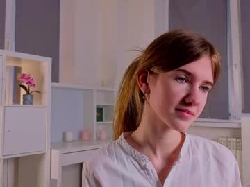 Liliancrammer Chaturbate stream image from April 15, 2025