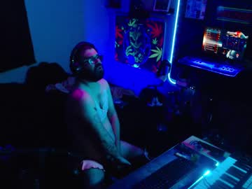 Penny_Stone Chaturbate stream image from April 15, 2025