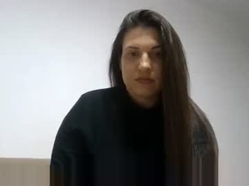 Topmilf25 Chaturbate stream image from April 15, 2025