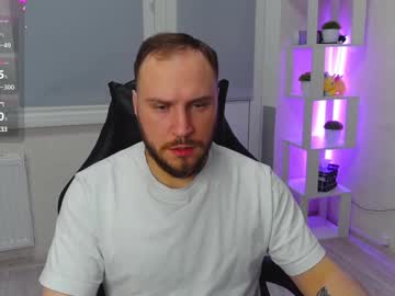 Your_Man____ Chaturbate stream image from April 15, 2025