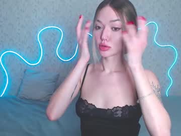 Honey_Bunny069 Chaturbate stream image from April 15, 2025