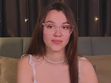 Sweet_Haeven Chaturbate stream image from April 15, 2025