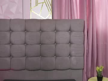 Angela_Elliss Chaturbate stream image from April 15, 2025