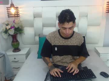 Cristopher_Maclean Chaturbate stream image from April 15, 2025