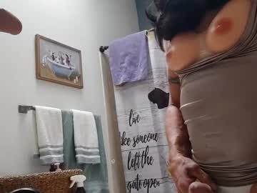 Jessjesslove Chaturbate stream image from April 15, 2025