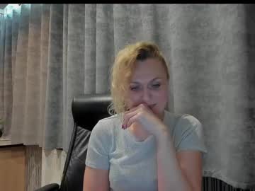 Milanna_X Chaturbate stream image from April 15, 2025