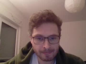 Kinksubbydubby Chaturbate stream image from April 15, 2025