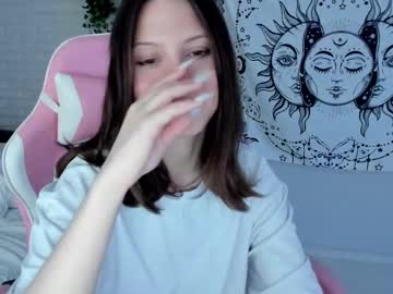 Manicpixxxiedreamgirl Chaturbate stream image from April 15, 2025