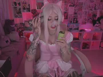 Yuno4uwu Chaturbate stream image from April 15, 2025