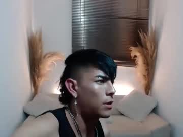 Alejo_Hot200 Chaturbate stream image from April 16, 2025