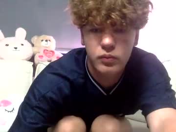 Jonathanmillertwink Chaturbate stream image from April 16, 2025