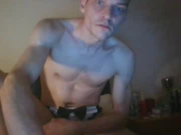 Grendlward19new Chaturbate stream image from April 16, 2025