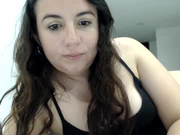 Maily_Mejia2 Chaturbate stream image from April 16, 2025