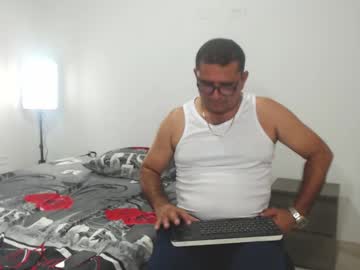 Wglorenzo_Lopez Chaturbate stream image from April 16, 2025