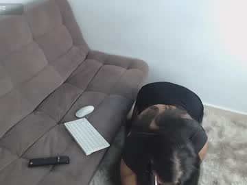 Marianaluquez Chaturbate stream image from April 16, 2025