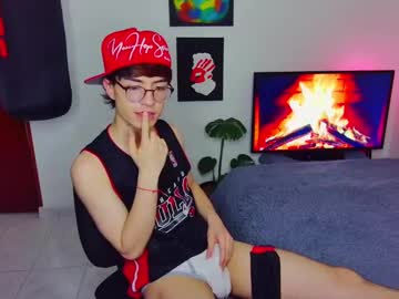 T0n3r Chaturbate stream image from April 16, 2025