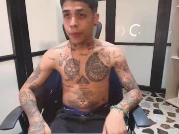 Henriksoto Chaturbate stream image from April 16, 2025