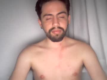 Alejo_Shy Chaturbate stream image from April 16, 2025