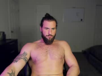 Beardedfitness Chaturbate stream image from April 16, 2025