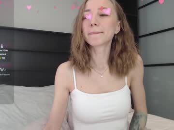 Alexcandy69 Chaturbate stream image from April 16, 2025