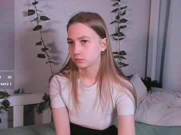 Daisydr3am stream image from April 16, 2025