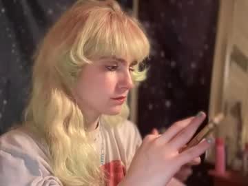 Honeyxlimbed Chaturbate stream image from April 16, 2025