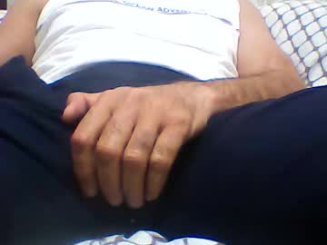 Lonelycock33 Chaturbate stream image from April 16, 2025