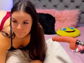 Lucyjackson Chaturbate stream image from April 16, 2025