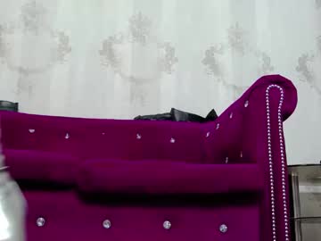 Marisa_Reed Chaturbate stream image from April 16, 2025