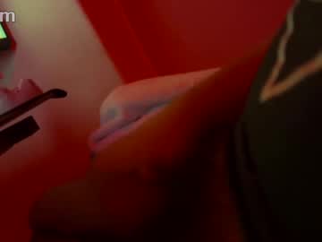 Mrnuggetx3 Chaturbate stream image from April 16, 2025