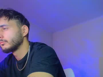 Xandercagex Chaturbate stream image from April 16, 2025