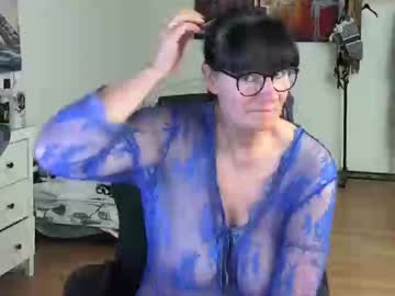 Illymaus Chaturbate stream image from April 16, 2025