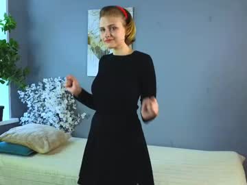 Philomenabuffkin Chaturbate stream image from April 16, 2025