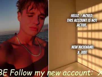 Dave_Maxwell Chaturbate stream image from April 16, 2025