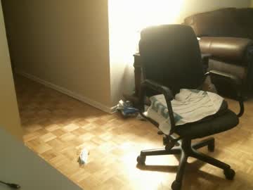 Fredthetiger Chaturbate stream image from April 16, 2025
