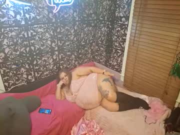 Kanenrosie Chaturbate stream image from April 16, 2025