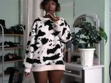 Lunar_Chocolate000 Chaturbate stream image from April 16, 2025