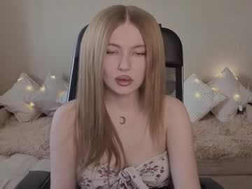 Violettaotis Chaturbate stream image from April 16, 2025