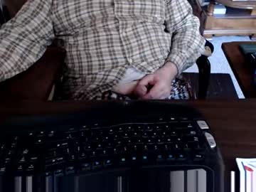 Nowornevermytime Chaturbate stream image from April 16, 2025